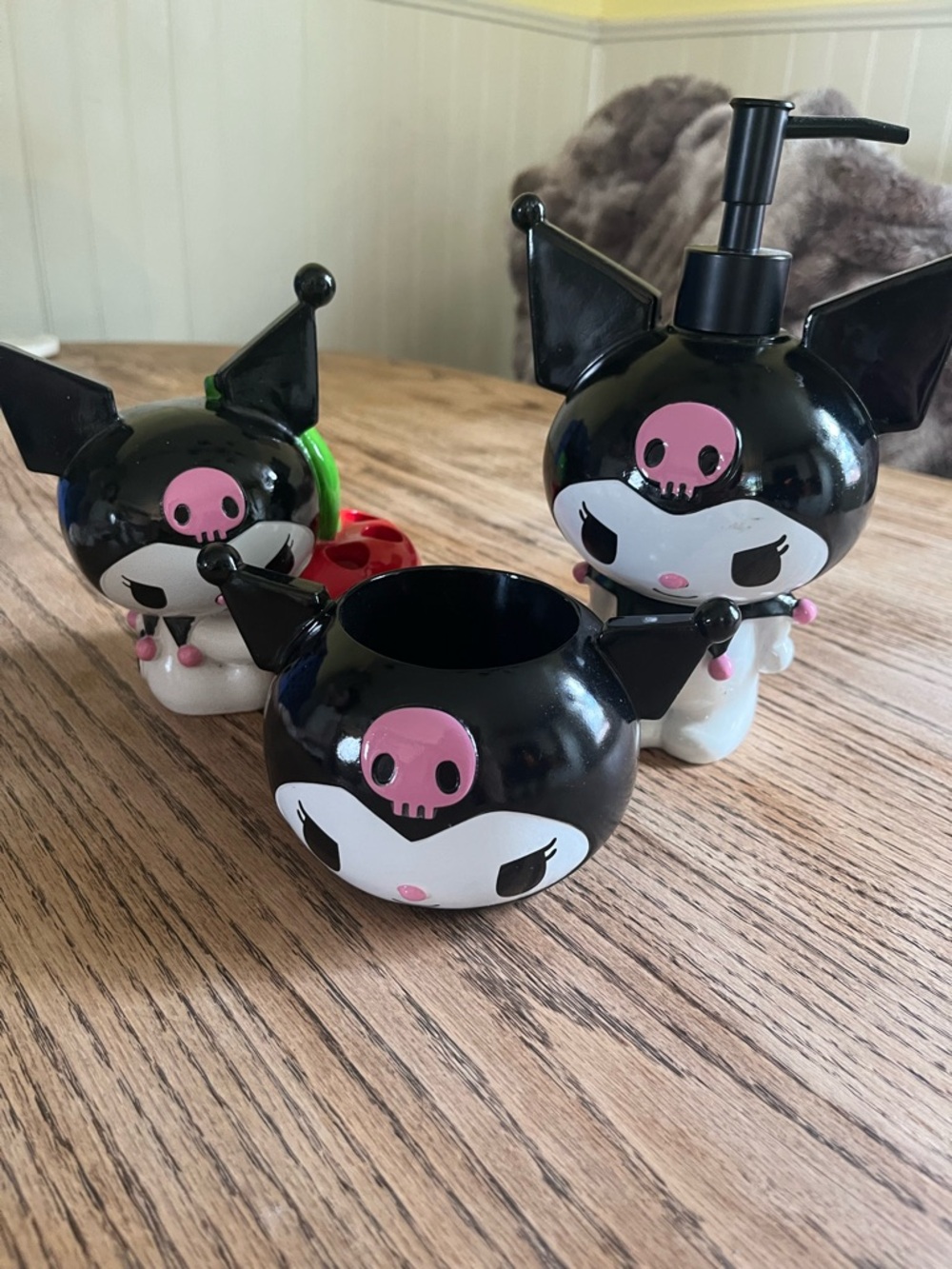 Sanrio Kuromi Black Pink Bath Accessory Set
